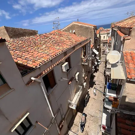 Oltremare Bed & Breakfast 4*