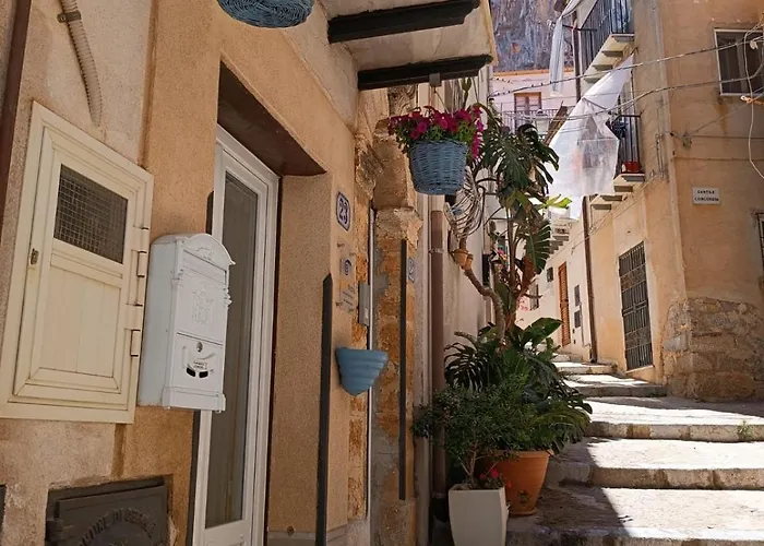 Alojamento de Acomodação e Pequeno-almoço Oltremare Cefalù