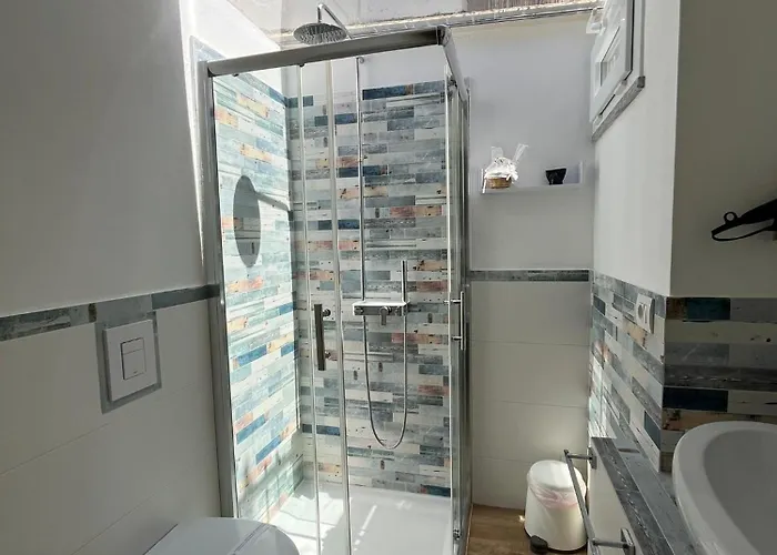 Oltremare לינה וארוחת בוקר צ'פאלו